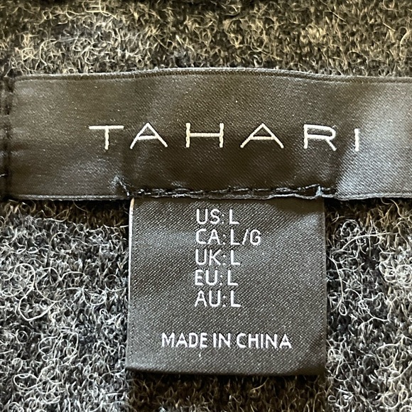 Tahari Long Gray Sleeveless Vest Wool Blend Pockets Size Large - Picture 9 of 10